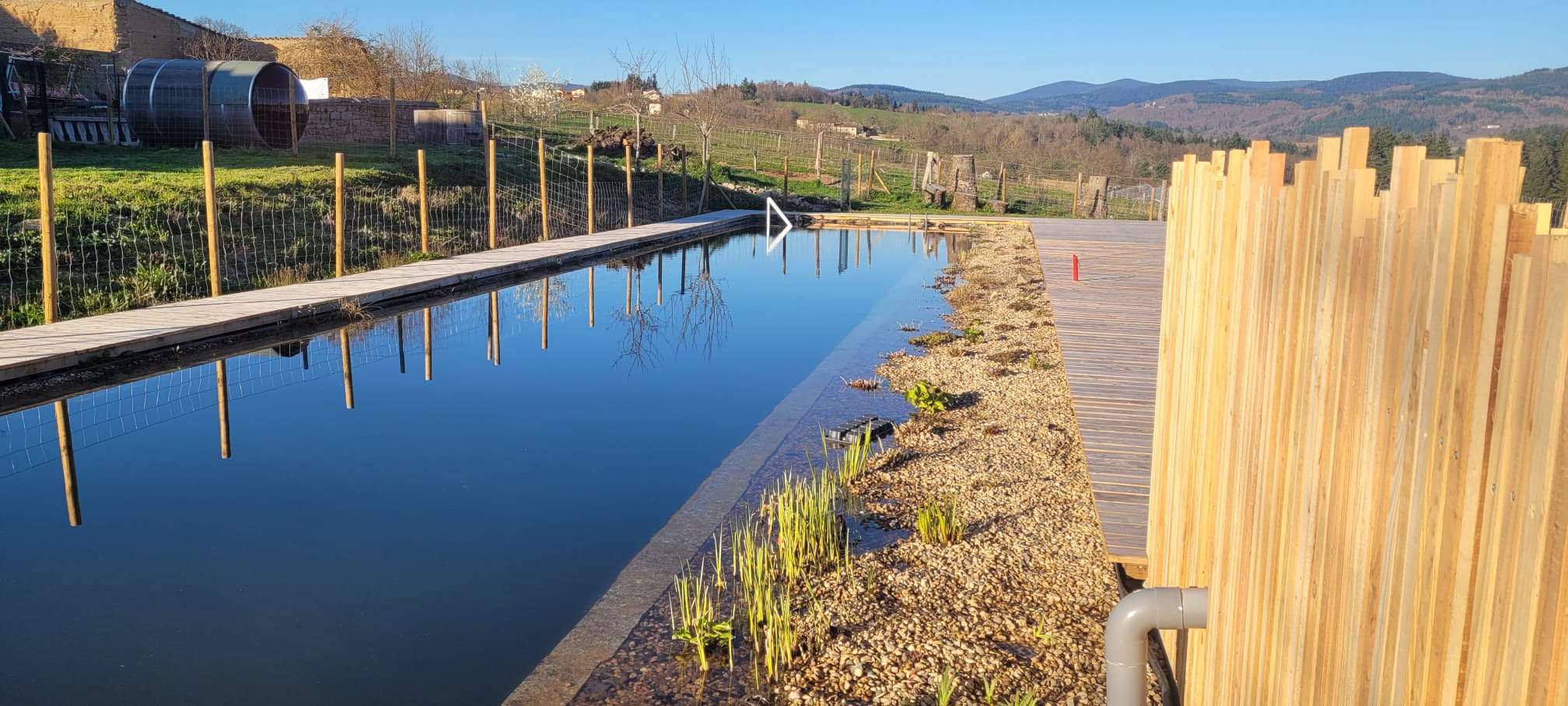 gite avec piscine auvergne
